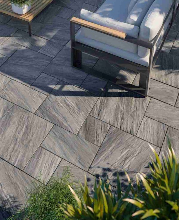 primer_techobloc_series-2020_2019-019_everest-b EVEREST 500x500 HD² Slab | Techo-Bloc - Image 1