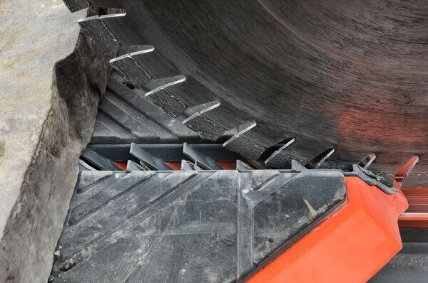 iQ Power Tools iQMS362i 16.5" Dust Control Masonry Saw – High-Performance Dry Cutting with Integrated Dust Collection - Image 4