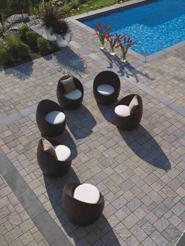 Trafalgar 60 Paver - Image 1