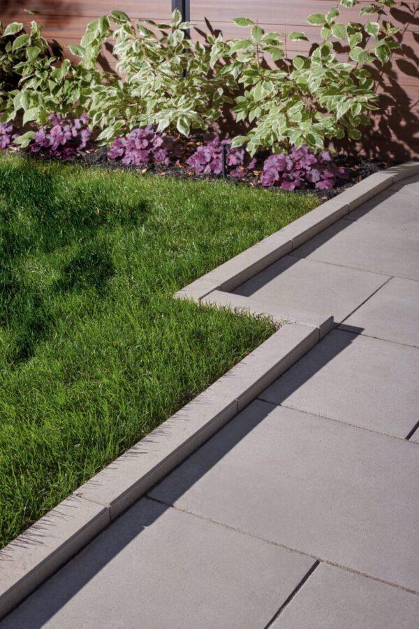 Melville Curb - Image 1