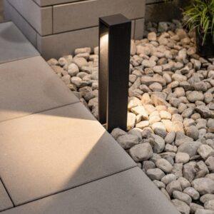 BOLD Dax High 19" Low Voltage LED Path Light – Black Anodized Aluminum with Adjustable Beam