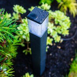 BOLD Cube High 24" Low Voltage LED Path Light – Black Anodized Aluminum with 360° Glow - Image 7